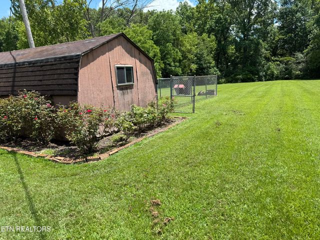137 Dogtown Rd Rd, Ten Mile, TN 37880