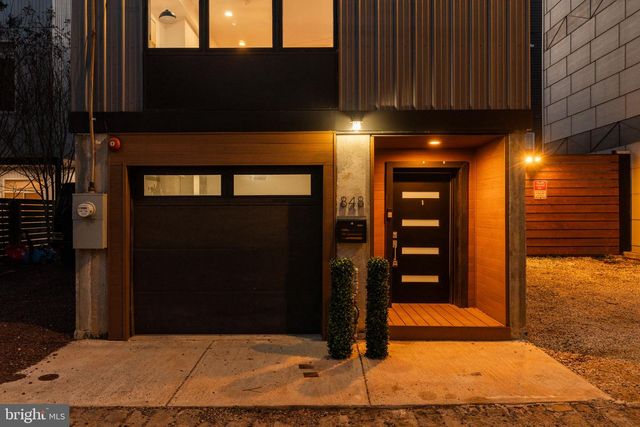 848 N LEITHGOW ST, Philadelphia, PA 19123