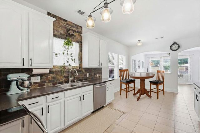 5016 Pebble Beach, Denton, TX 76208