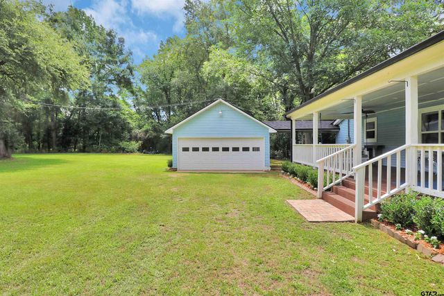 2217 Bass Hollow Circle, Jacksonville, TX 75766