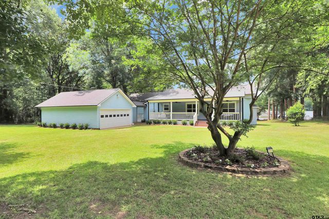 2217 Bass Hollow Circle, Jacksonville, TX 75766