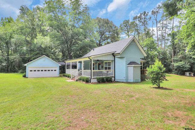 2217 Bass Hollow Circle, Jacksonville, TX 75766