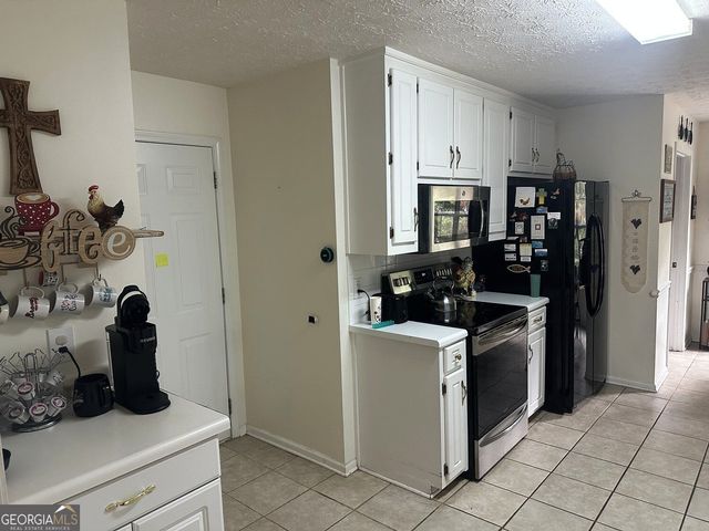 1512 Julianna Circle, Loganville, GA 30052