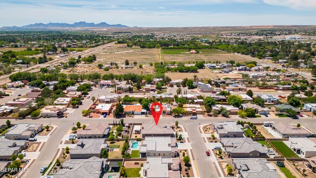 5880 VALLE DE PAZ Avenue, El Paso, TX 79932