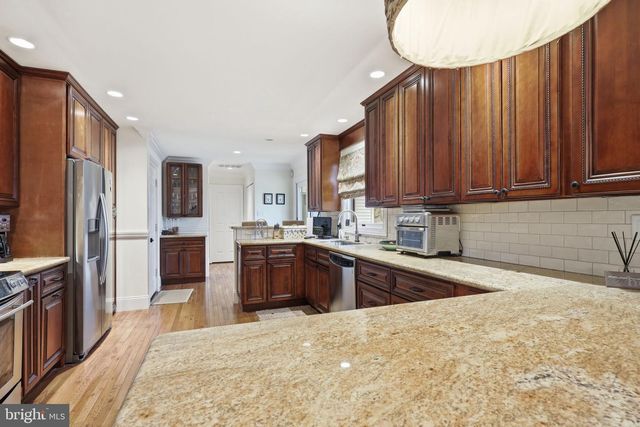 214 W MORRIS AVE, Linwood, NJ 08221