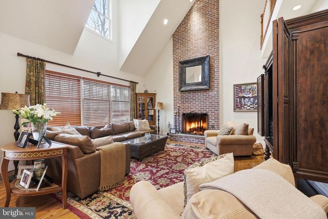 214 W MORRIS AVE, Linwood, NJ 08221