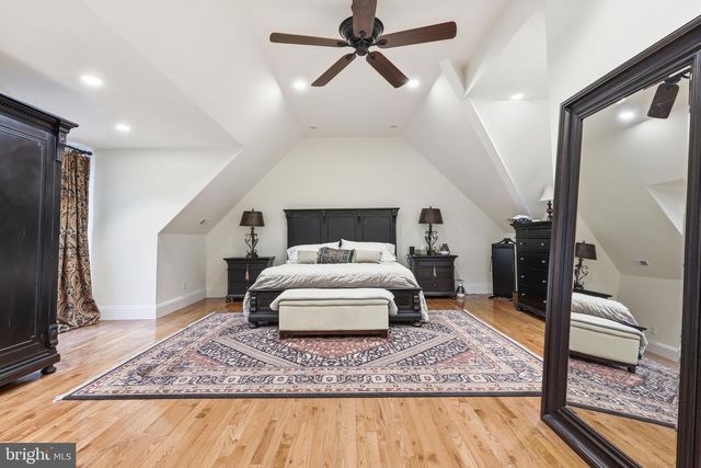 214 W MORRIS AVE, Linwood, NJ 08221