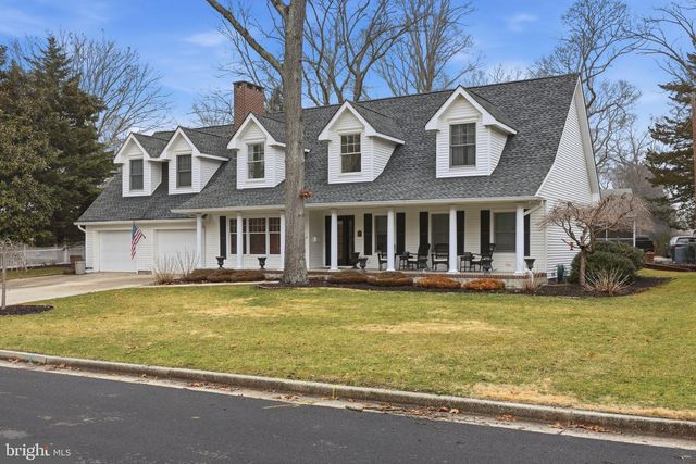 214 W MORRIS AVE, Linwood, NJ 08221