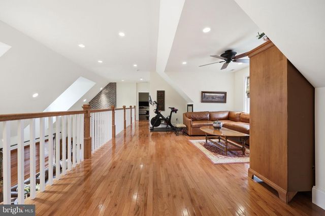 214 W MORRIS AVE, Linwood, NJ 08221