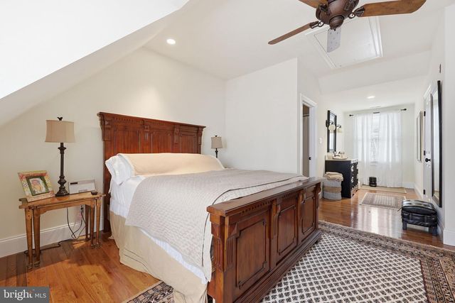 214 W MORRIS AVE, Linwood, NJ 08221