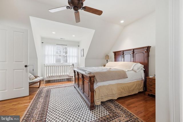 214 W MORRIS AVE, Linwood, NJ 08221