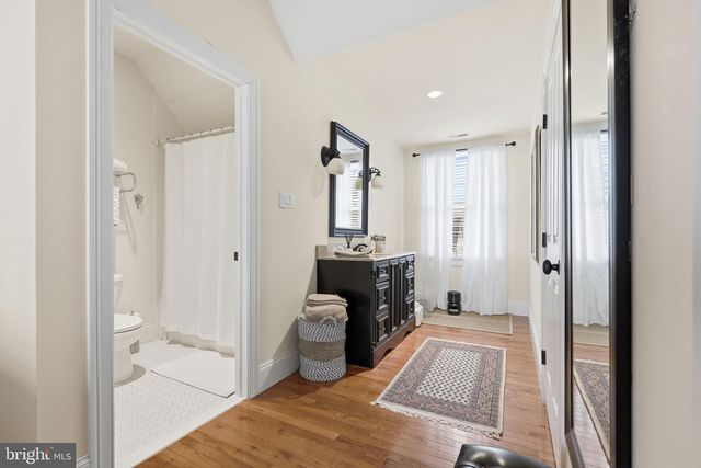 214 W MORRIS AVE, Linwood, NJ 08221