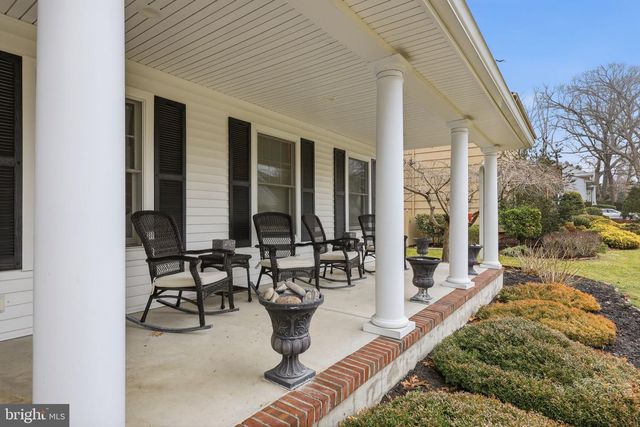 214 W MORRIS AVE, Linwood, NJ 08221