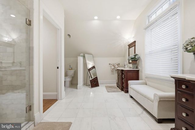 214 W MORRIS AVE, Linwood, NJ 08221