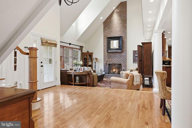 214 W MORRIS AVE, Linwood, NJ 08221