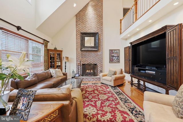 214 W MORRIS AVE, Linwood, NJ 08221