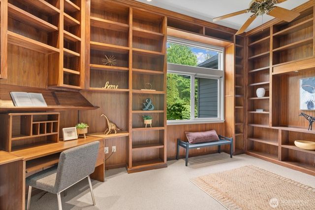 8207 228th Street SE, Woodinville, WA 98072
