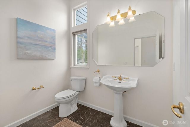 8207 228th Street SE, Woodinville, WA 98072