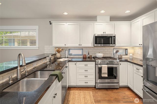 7755 35th Avenue NE, Seattle, WA 98115