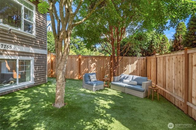 7755 35th Avenue NE, Seattle, WA 98115