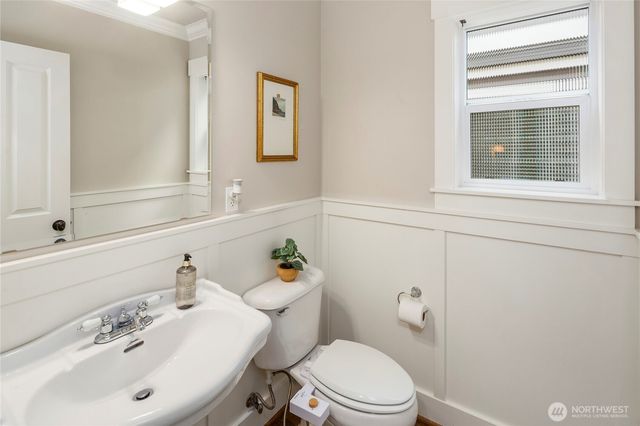 7755 35th Avenue NE, Seattle, WA 98115