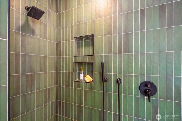 7755 35th Avenue NE, Seattle, WA 98115