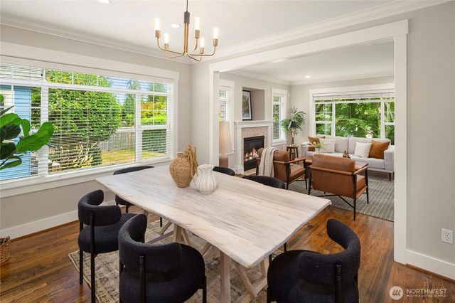 7755 35th Avenue NE, Seattle, WA 98115