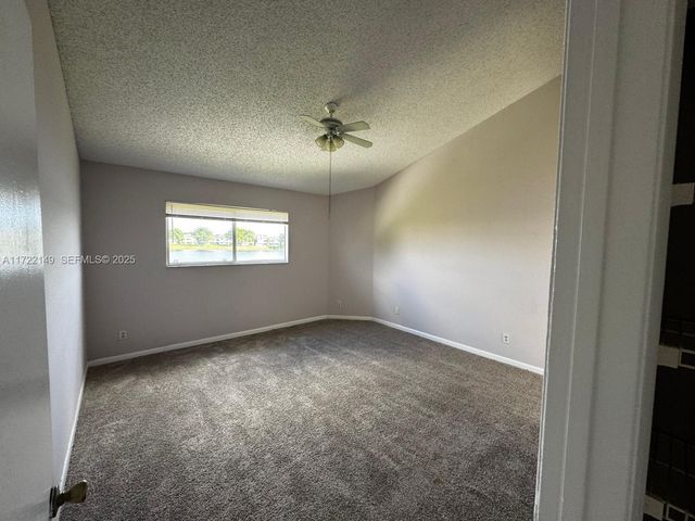 3437 NW 44th Street 208, Oakland Park, FL 33309