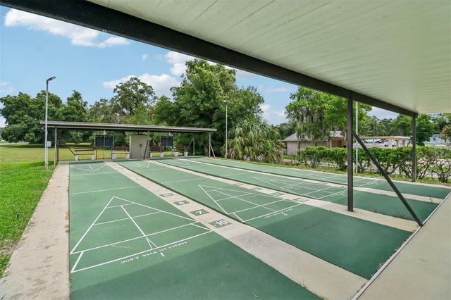 2341 W COACH N FOUR DRIVE, Leesburg, FL 34748