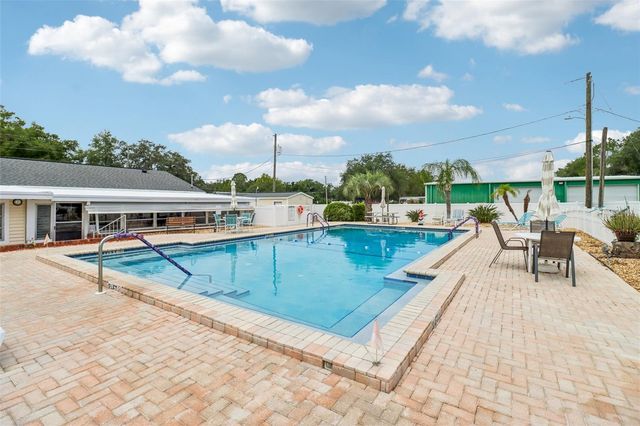 2341 W COACH N FOUR DRIVE, Leesburg, FL 34748