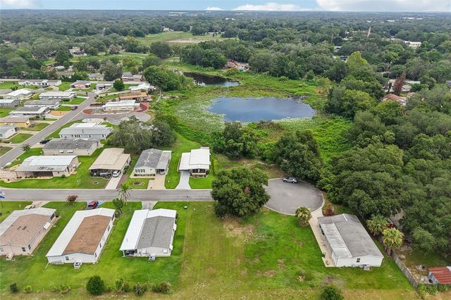 2341 W COACH N FOUR DRIVE, Leesburg, FL 34748