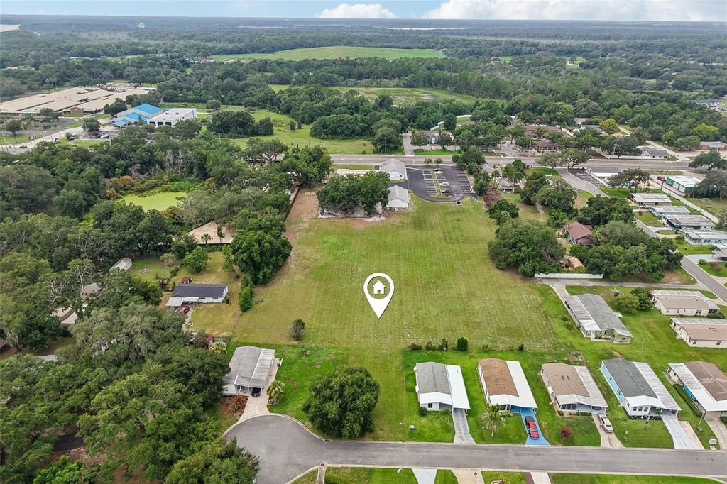 2341 W COACH N FOUR DRIVE, Leesburg, FL 34748