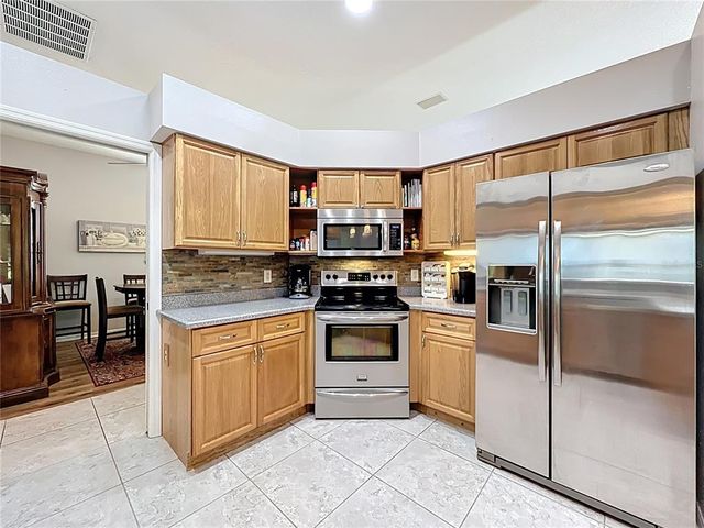 3700 PLANTATION BOULEVARD, Leesburg, FL 34748