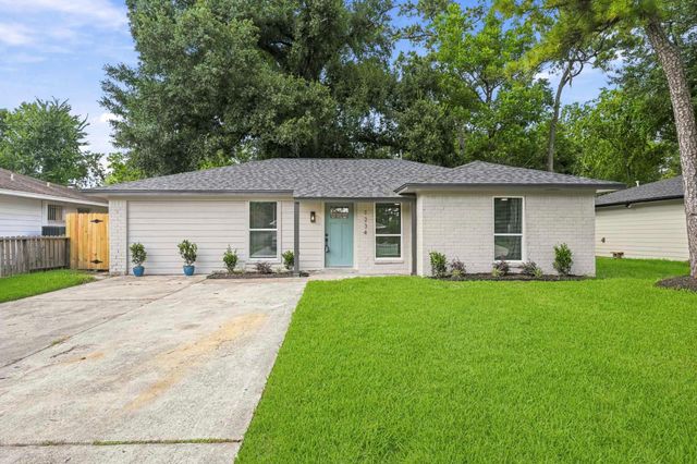 1234 W Donovan Street, Houston, TX 77091