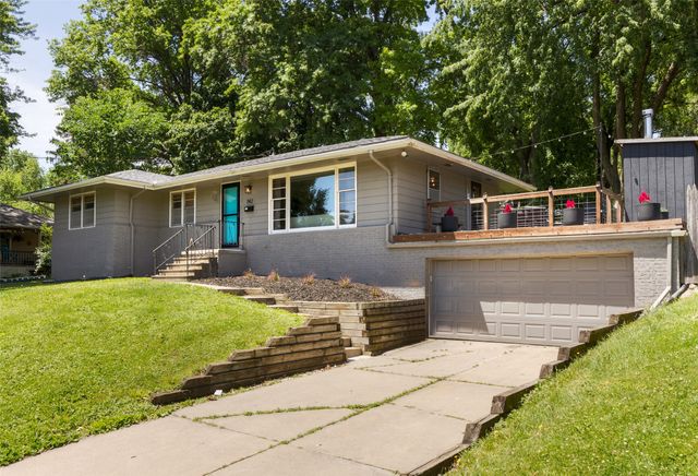 1142 Cummins Parkway, Des Moines, IA 50311