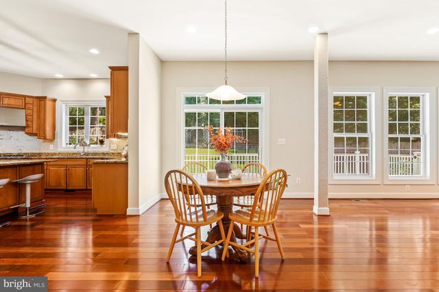 2321 GROVE AVE, Falls Church, VA 22046