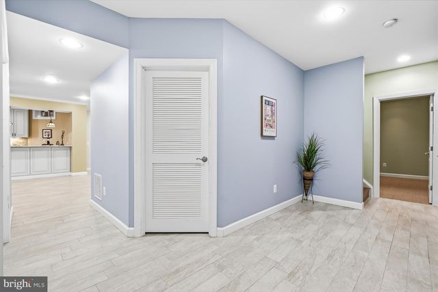 2321 GROVE AVE, Falls Church, VA 22046