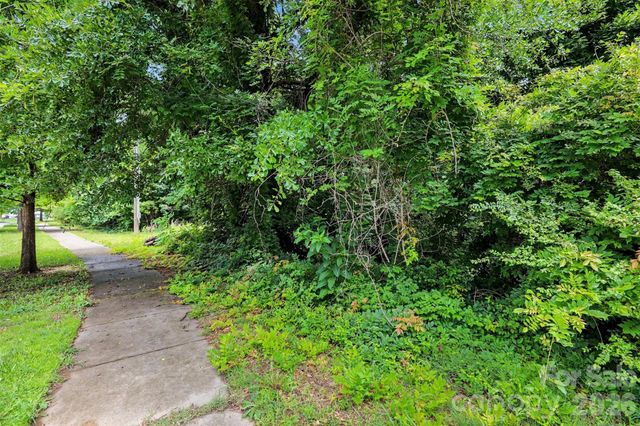9300 Lawing School Road, Charlotte, NC 28214