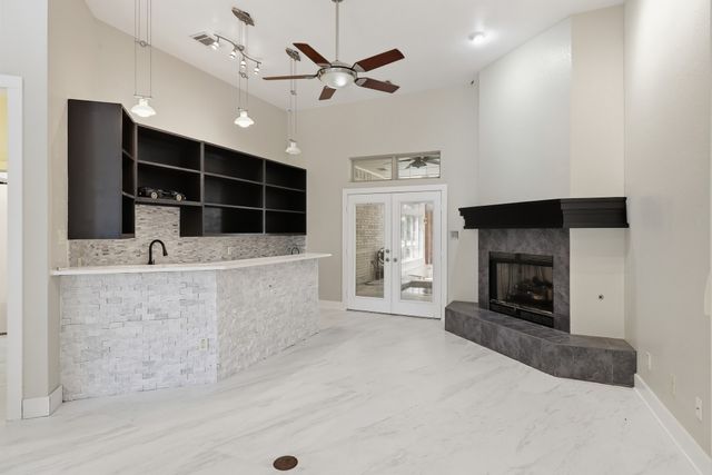 159 Willow Run, Waxahachie, TX 75165
