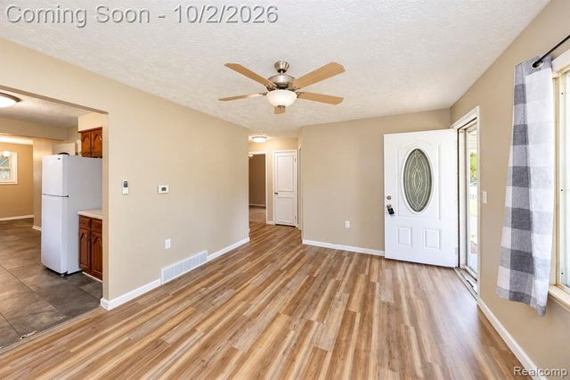 6021 Mayfair Street, Taylor, MI 48180
