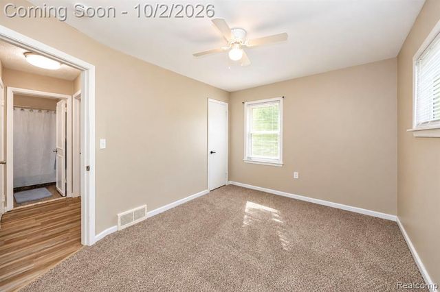 6021 Mayfair Street, Taylor, MI 48180