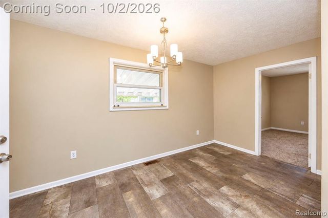 6021 Mayfair Street, Taylor, MI 48180