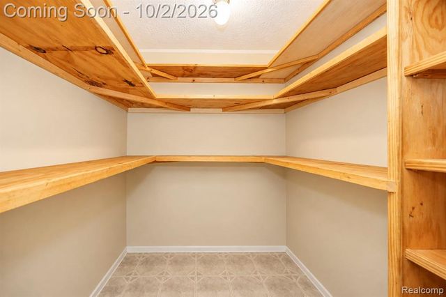 6021 Mayfair Street, Taylor, MI 48180