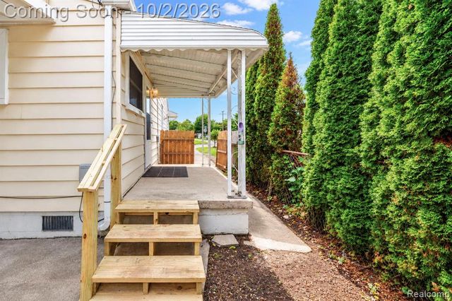 6021 Mayfair Street, Taylor, MI 48180