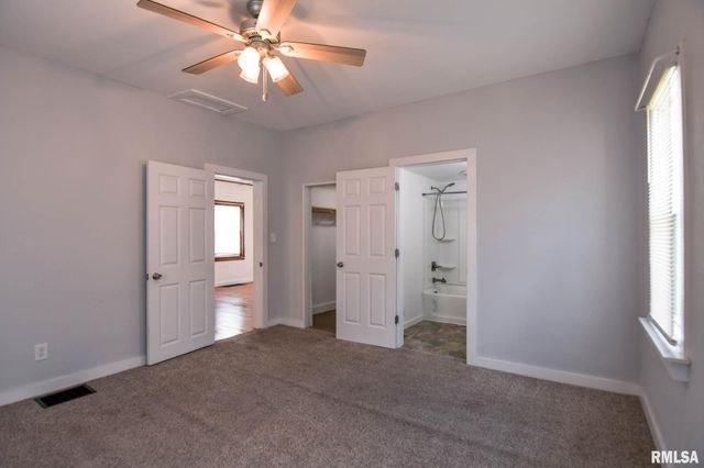 833 N Cheney Street, Taylorville, IL 62568