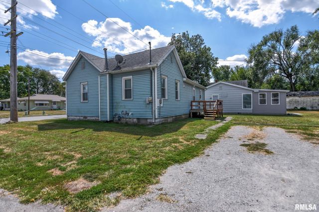 833 N Cheney Street, Taylorville, IL 62568