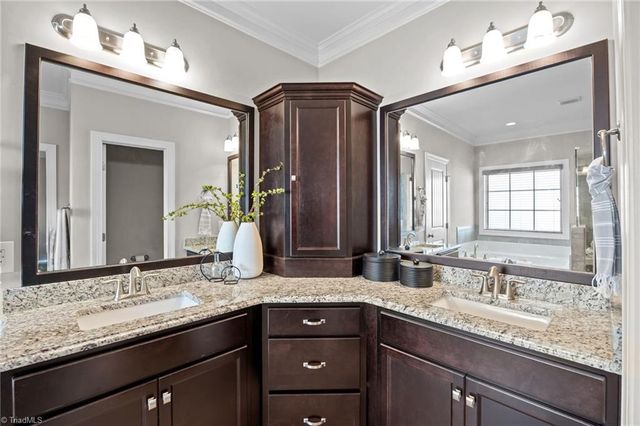 4671 Olivine Lane, Pfafftown, NC 27040