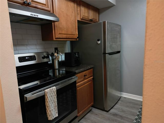 4023 DREAM OAK PLACE 104, Tampa, FL 33613