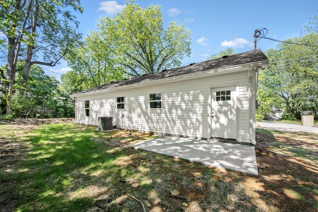 318 Chestnut Alley, Tullahoma, TN 37388