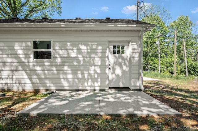 318 Chestnut Alley, Tullahoma, TN 37388